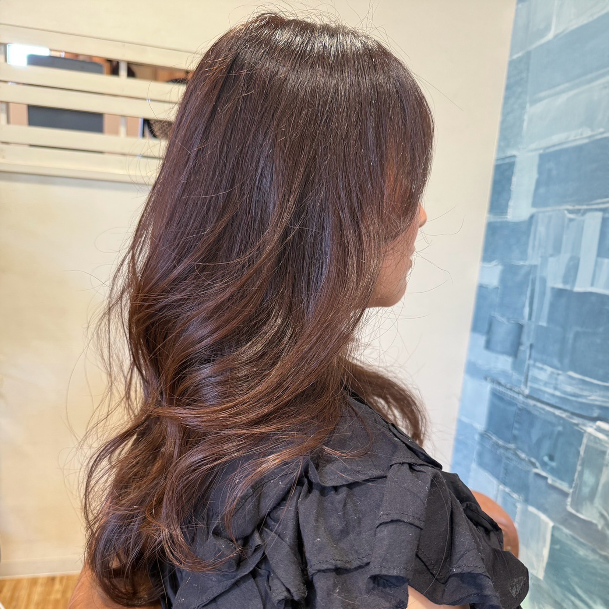 上品かつ透明感が◎【 ロングレイヤー × ピンクグレージュ 】