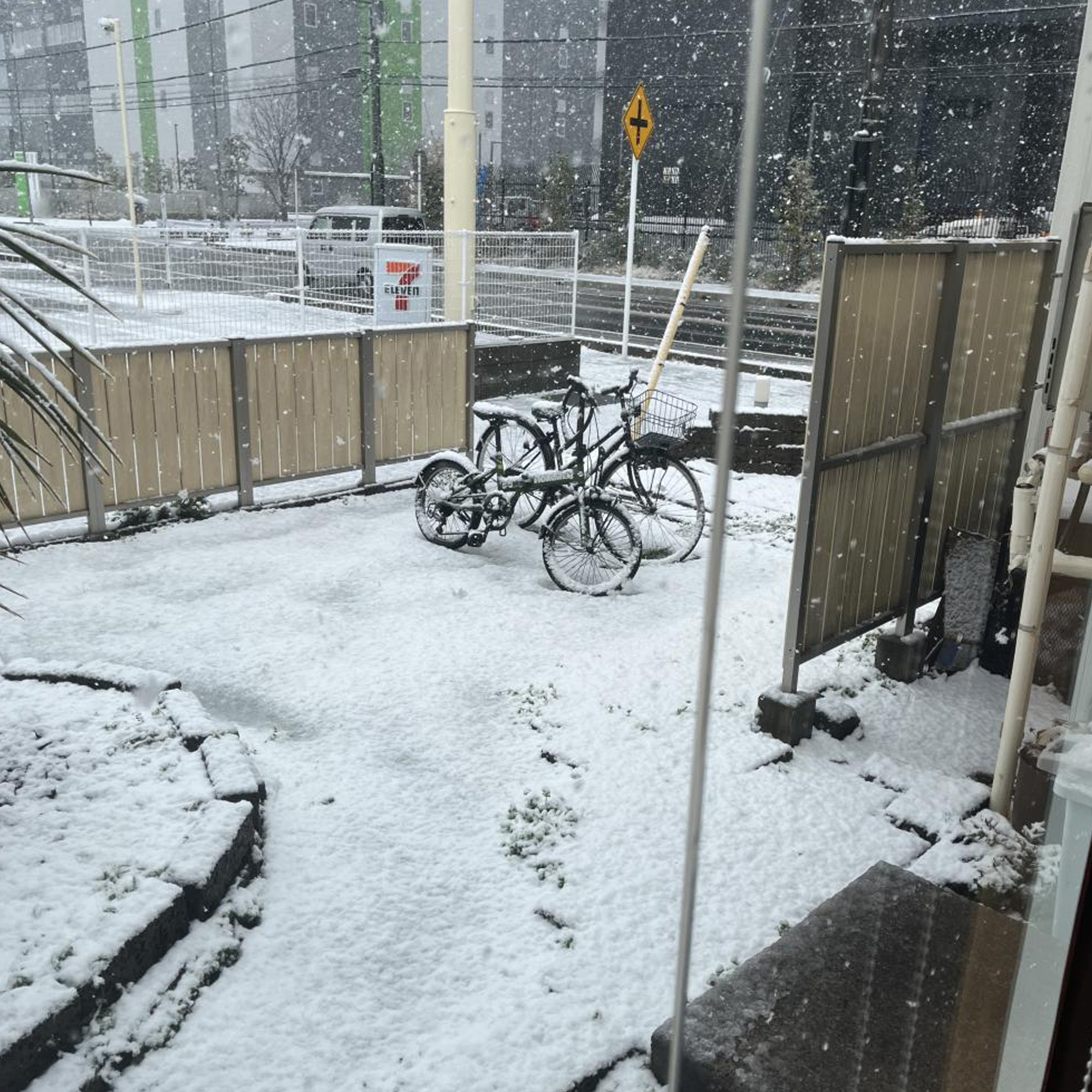 【美容師の休日】雪で自転車通勤と甘党の最高の日!バレンタイン