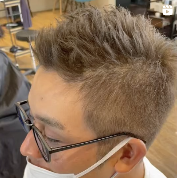 爽やかに大人っぽいメンズスタイル【 グレージュ × メンズショート 】