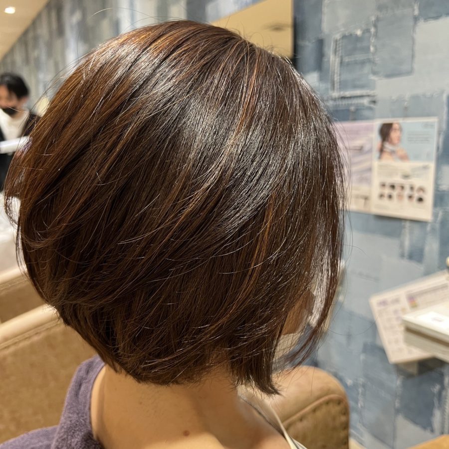 髪へのダメージを抑えて綺麗な仕上がりに【 ホイル8枚育てる”ハイライト" 】
