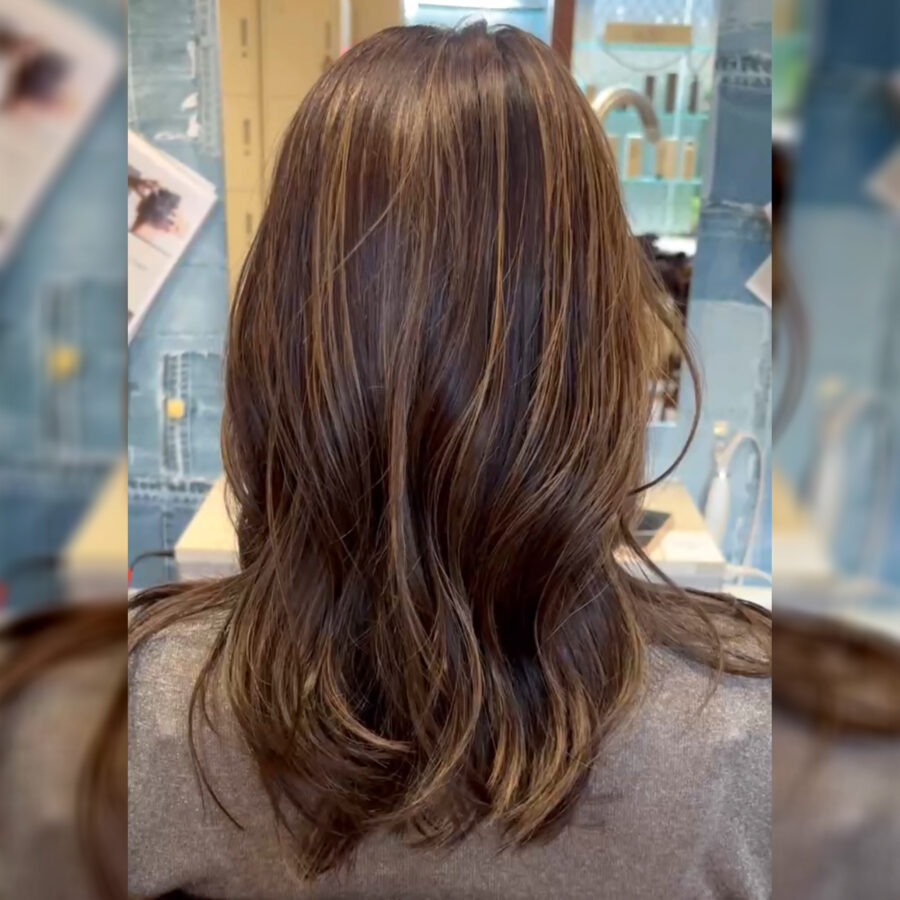 白髪をぼかすデザインカラー【 白髪ぼかしハイライト × セミディ 】